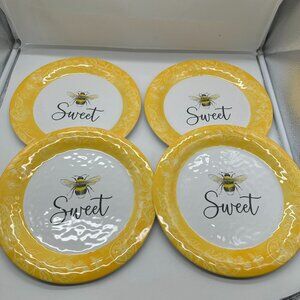 New  Cynthia Coulter Sweet Bee Melamine Dinner Plates Plastic 10 15/16" Yellow